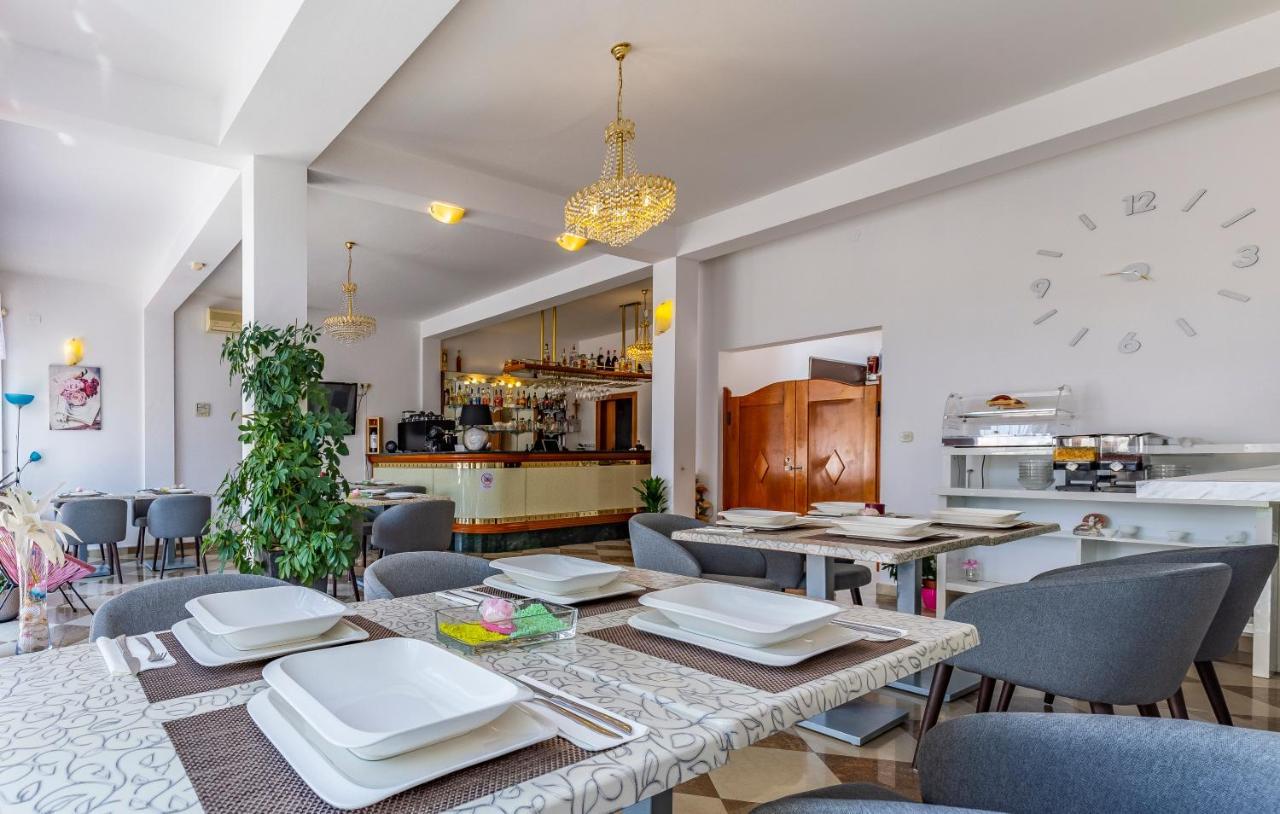 Villa San Rocco Bed & Breakfast 메덜린 외부 사진