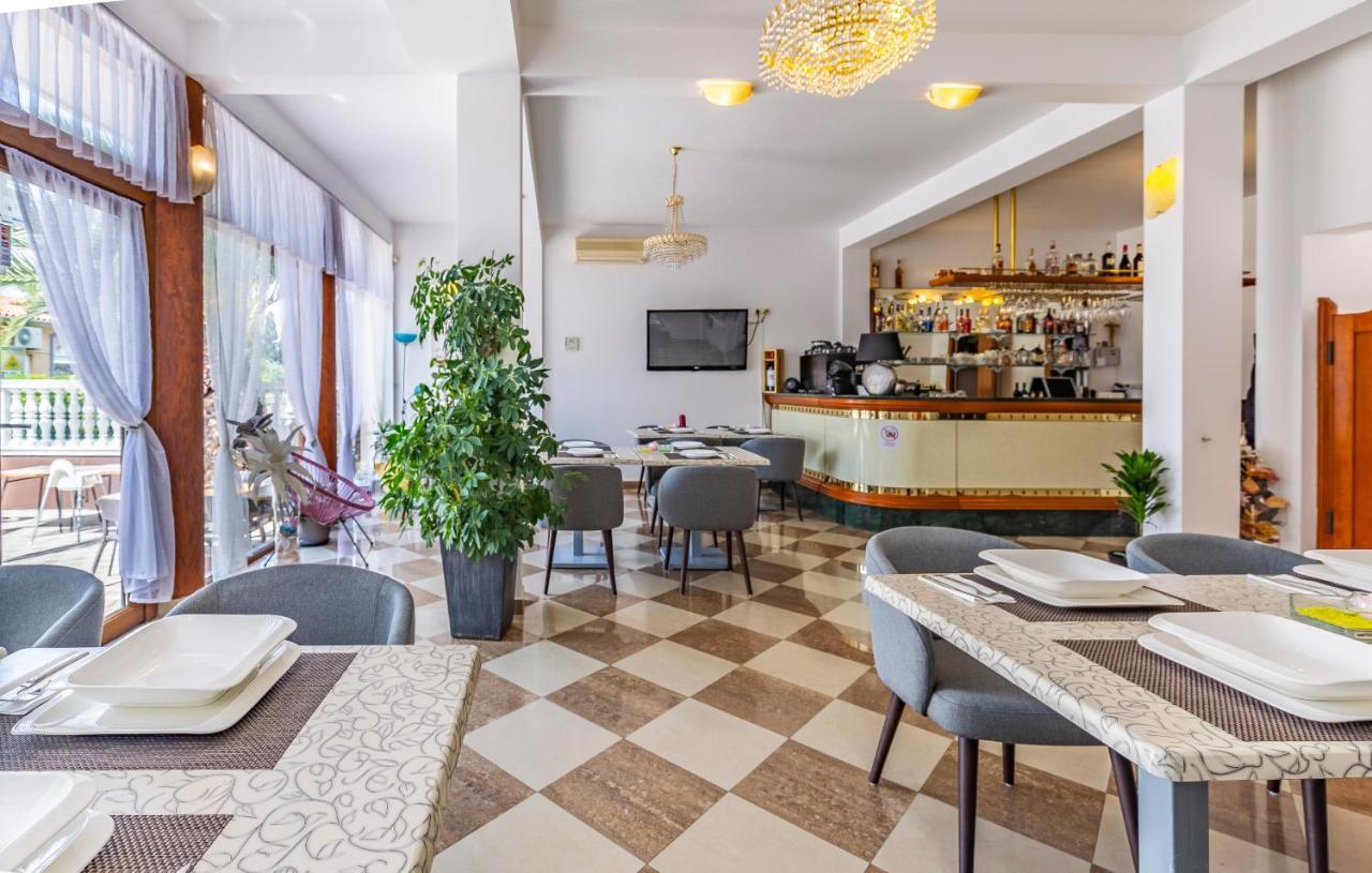 Villa San Rocco Bed & Breakfast 메덜린 외부 사진